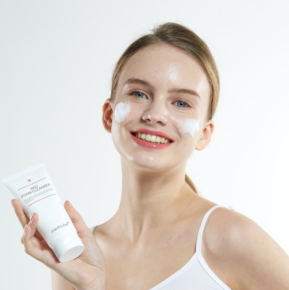 medicube Red Foam Cleanser 120ml | Korean Skincare | Skin Science Lab
