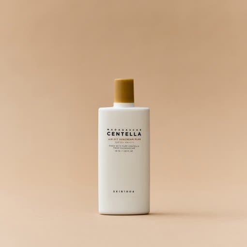 SKIN1004 MADAGASCAR CENTELLA Air-Fit Suncream Plus SPF50+ PA++++ 50ml | Korean Skincare | Skin Science Lab